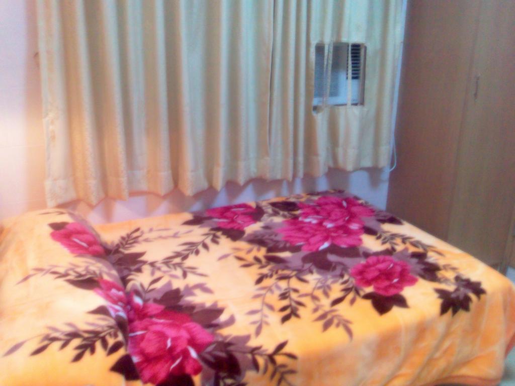 Oriental Pearl Budget Hotel Гонконг Номер фото