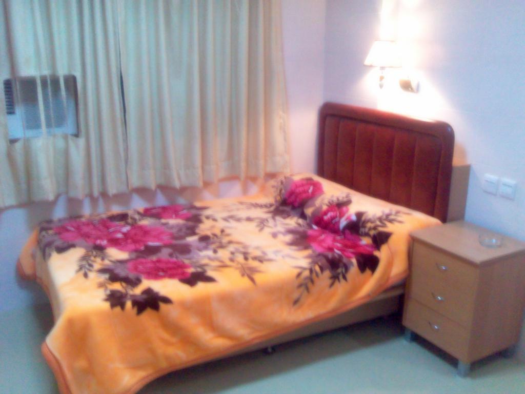 Oriental Pearl Budget Hotel Гонконг Номер фото